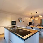 Villa Met Eigen Wellness Onder De Bomen