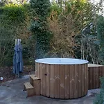 Villa Met Eigen Wellness Onder De Bomen Lochem