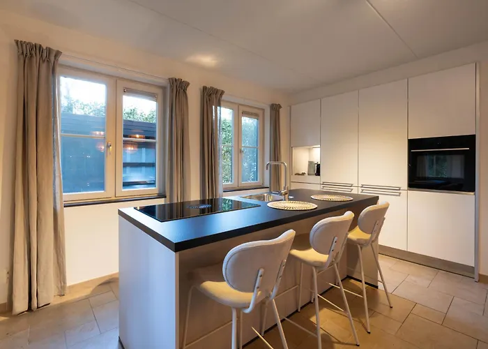 Met Eigen Wellness Onder De Bomen