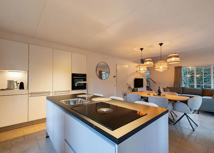 Villa Met Eigen Wellness Onder De Bomen