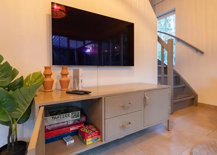 Met Eigen Wellness Onder De Bomen Villa Lochem