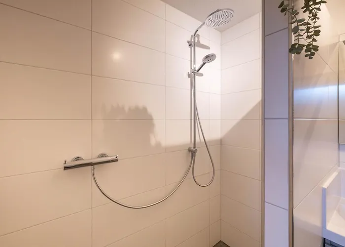 Met Eigen Wellness Onder De Bomen *