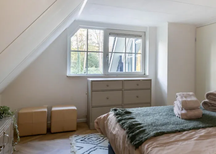 Met Eigen Wellness Onder De Bomen Villa Lochem