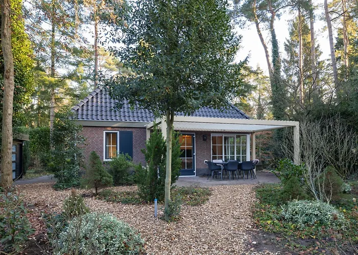 Met Eigen Wellness Onder De Bomen Villa Lochem