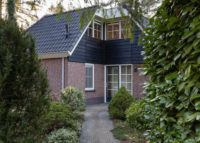 Met Eigen Wellness Onder De Bomen Villa Lochem